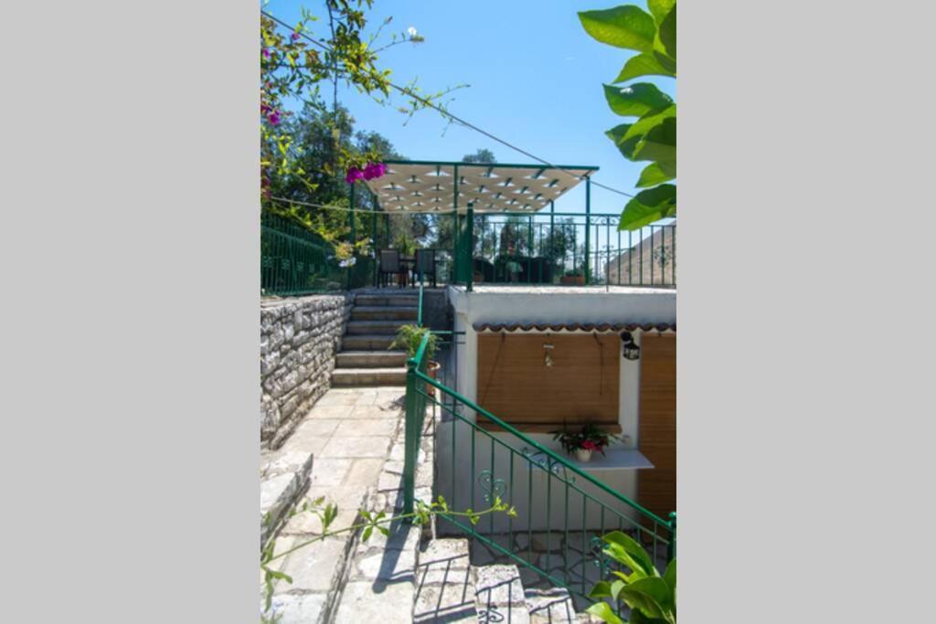 Thanos Cottage Vlachopoulátika Buitenkant foto